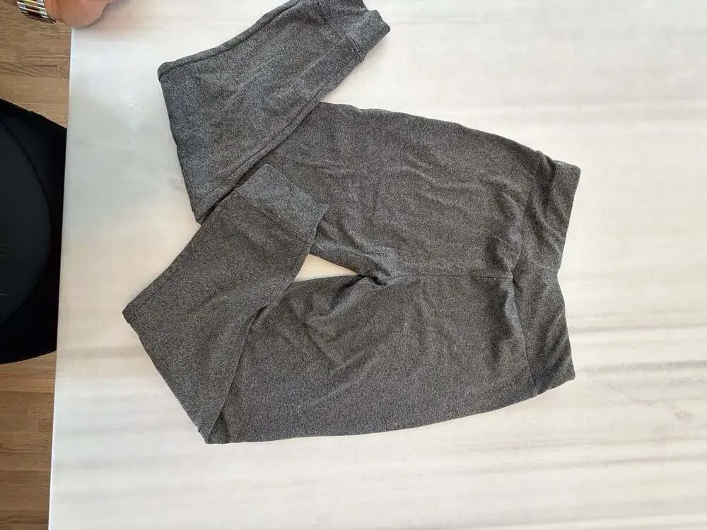 Athleta Girl Powervita Jogger Gray Size M 8-10